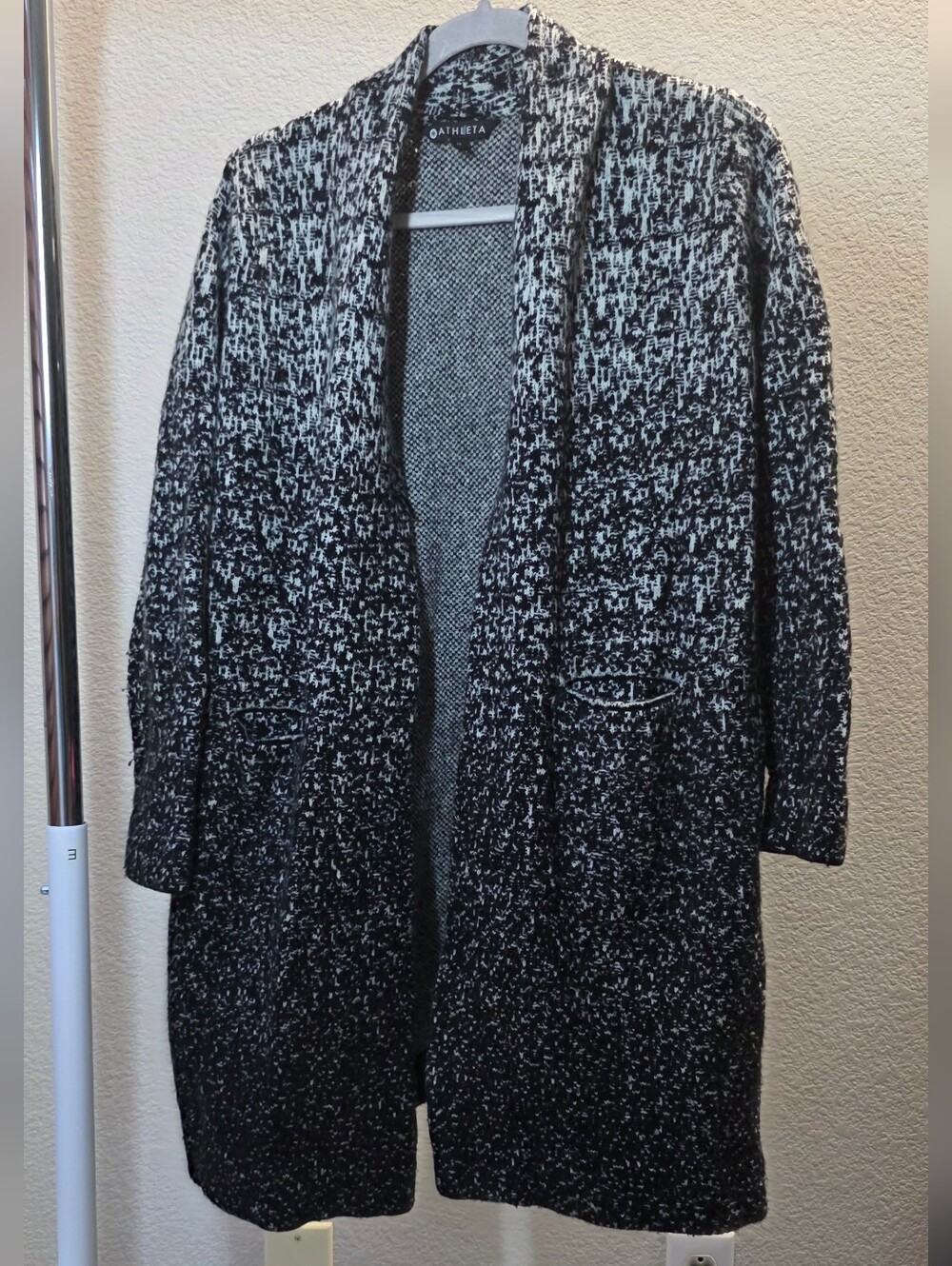 Athleta Black & White Open Cardigan Size M